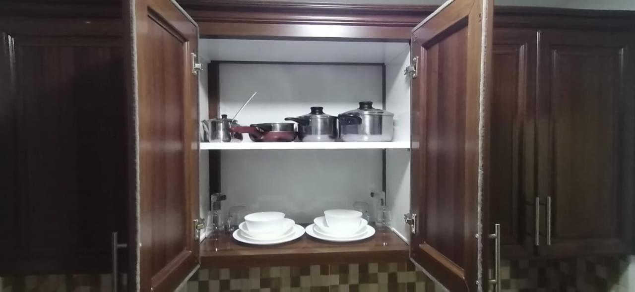Tunaib Plaza Amman Chambre photo